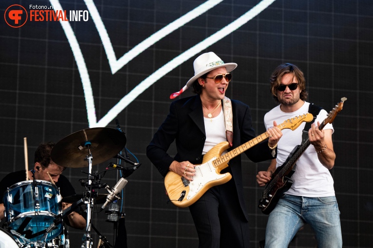 Jett Rebel op Bospop 22 - Vrijdag foto