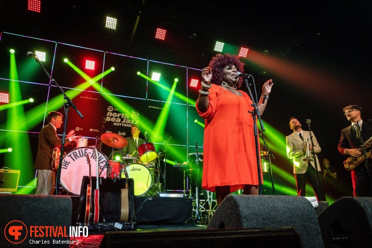 Michelle David & The True-tones op NN North Sea Jazz 2022 - zaterdag foto