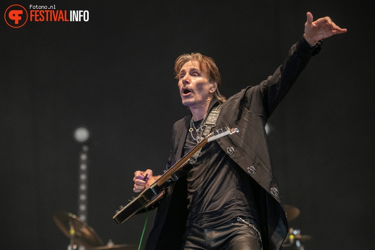 Steve Vai op Bospop 2022 - Zaterdag foto