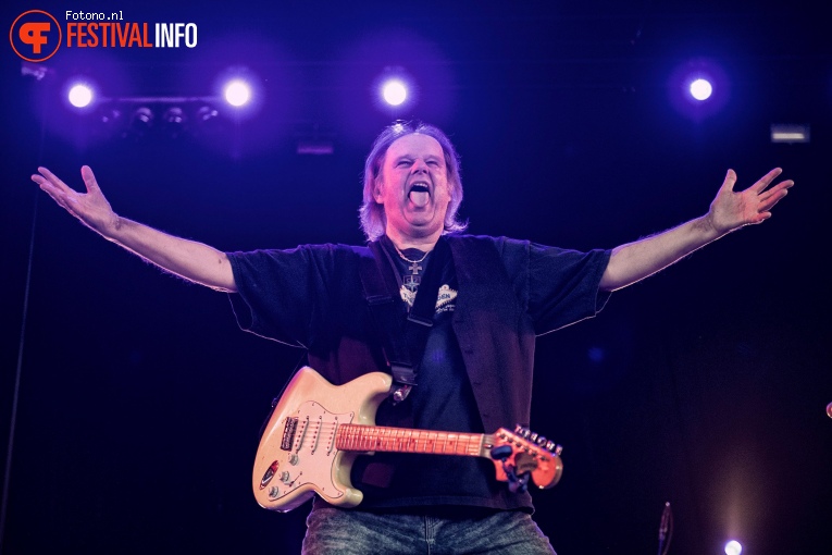 Walter Trout op Bospop 2022 - Zondag foto