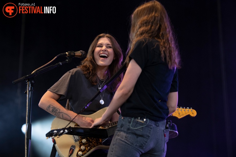 Larkin Poe op Bospop 2022 - Zondag foto