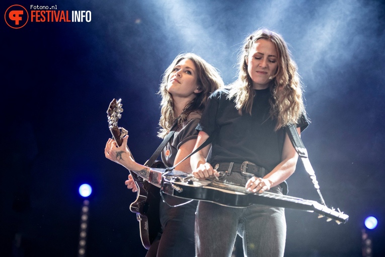 Larkin Poe op Bospop 2022 - Zondag foto