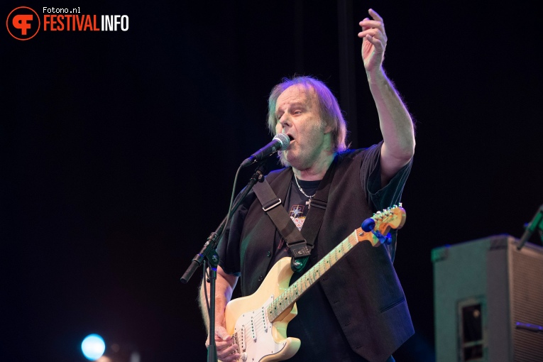 Walter Trout op Bospop 2022 - Zondag foto