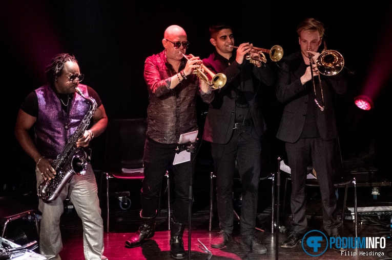 The New Power Generation op The New Power Generation - 18/07 - TivoliVredenburg foto