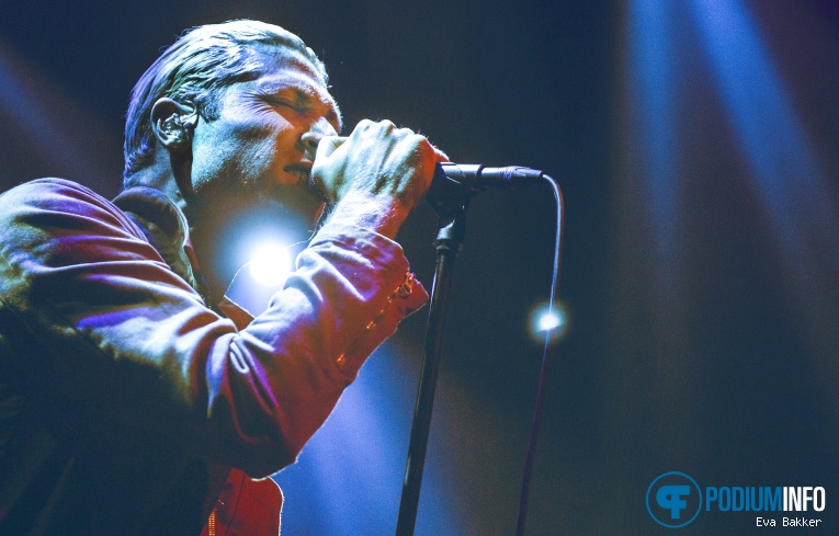 GLU op Blood Red Shoes - 22/07 - TivoliVredenburg foto