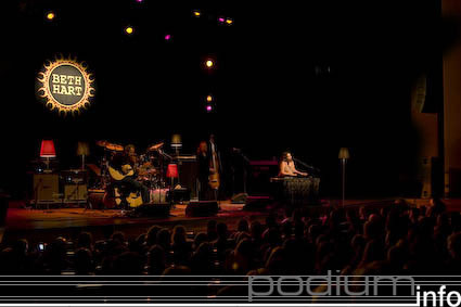 Beth Hart op Beth Hart - 3/10 - Parkstad Limburg Theaters Heerlen foto