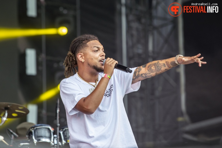 Ronnie Flex & The Fam op Sziget 2022 - Zondag foto