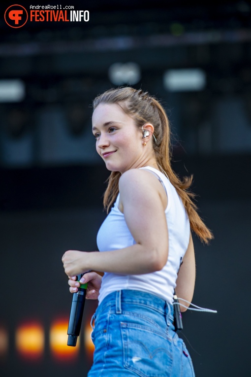Sigrid op Sziget 2022 - Zondag foto