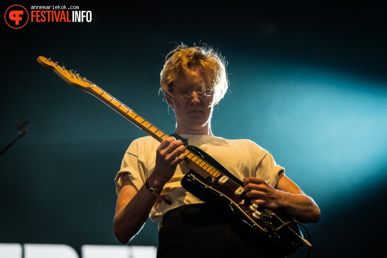 Daði Freyr op Lowlands 2022 - zondag foto