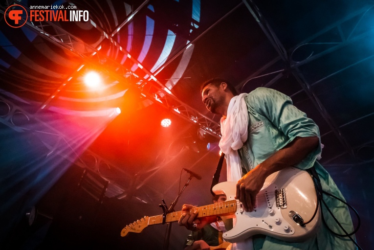 Mdou Moctar op Lowlands 2022 - zondag foto