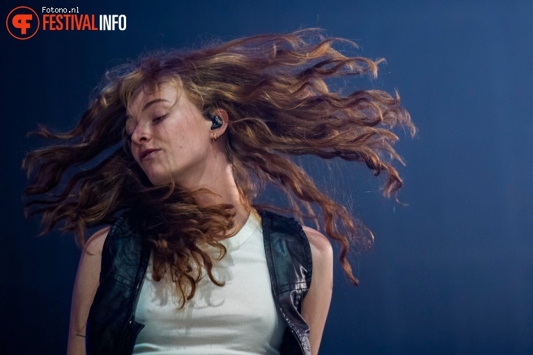 Froukje op Lowlands 2022 - zondag foto