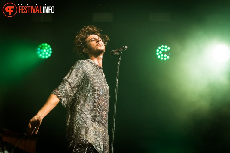 Oscar And The Wolf op Lowlands 2022 - zaterdag foto