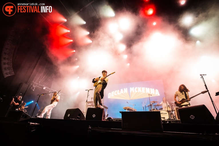 Declan McKenna op Lowlands 2022 - zaterdag foto