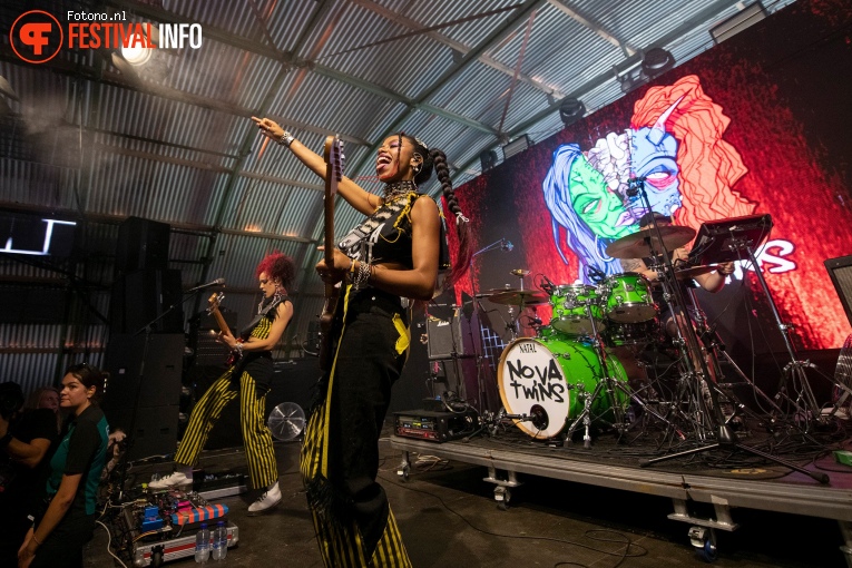 Nova Twins op Lowlands 2022 - zaterdag foto