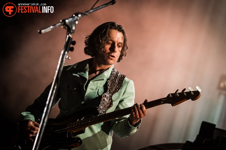 Arctic Monkeys op Lowlands 2022 - zaterdag foto