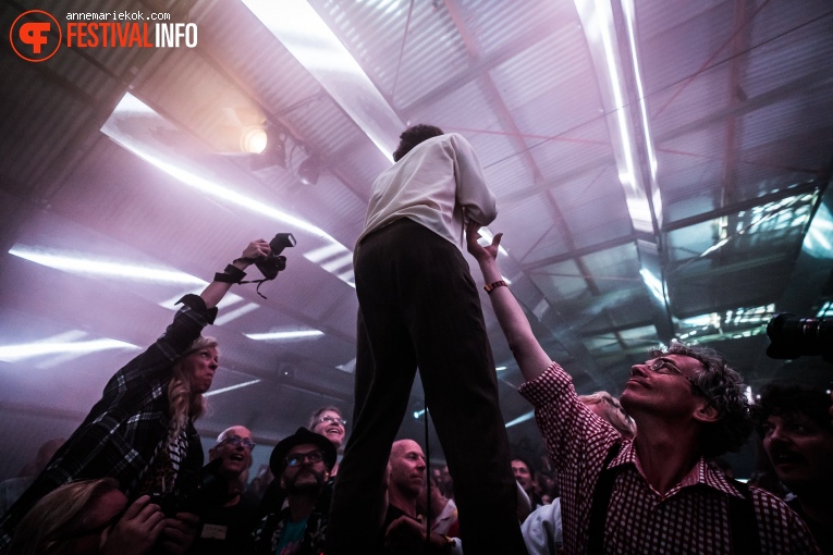 Tramhaus op Lowlands 2022 - zaterdag foto