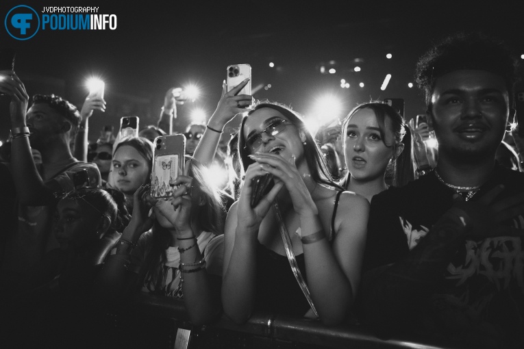 Yade Lauren - 3/9 - Afas Live foto