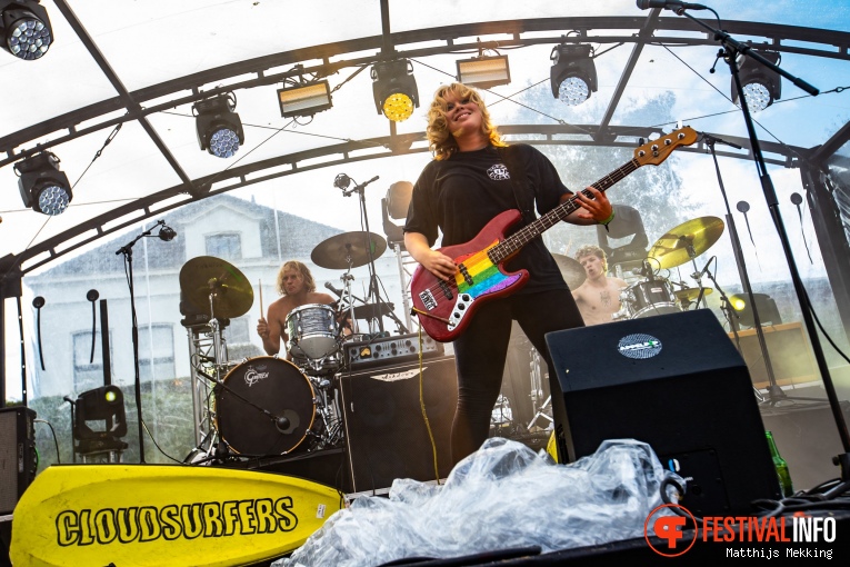 Cloudsurfers op Appelpop 2022 foto