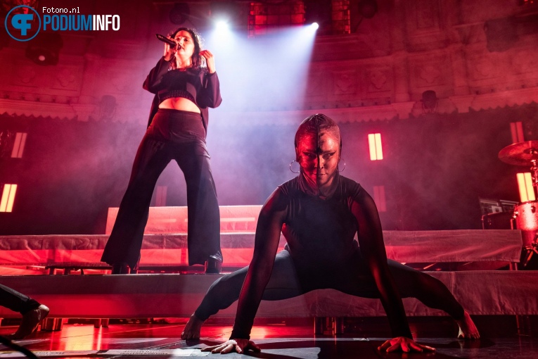 Banks op Banks - 11/09 - Paradiso foto