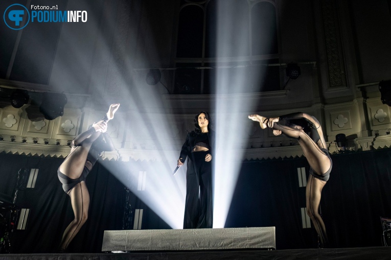 Banks op Banks - 11/09 - Paradiso foto