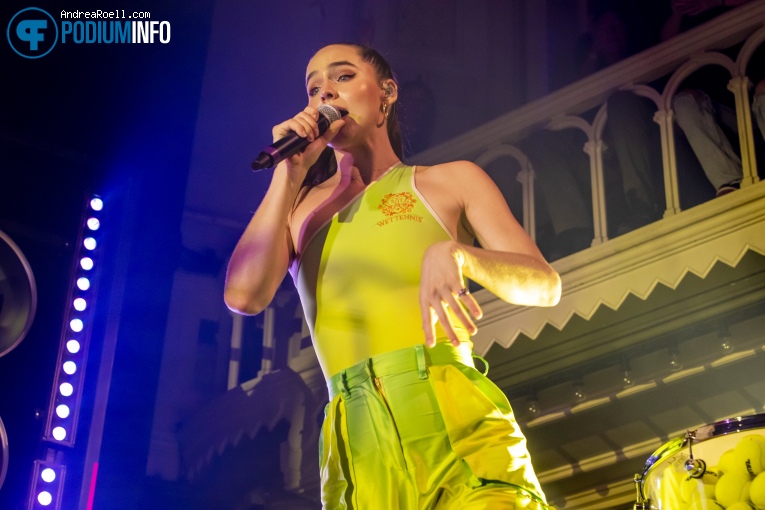 Sofi Tukker op Sofi Tukker - 12/09 - Paradiso foto