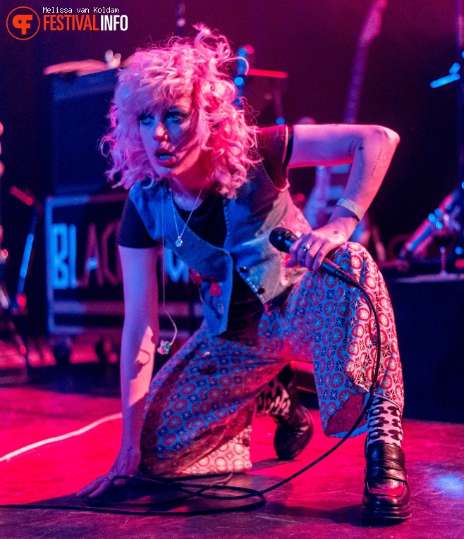 Black Honey op Vicefest 2022 foto