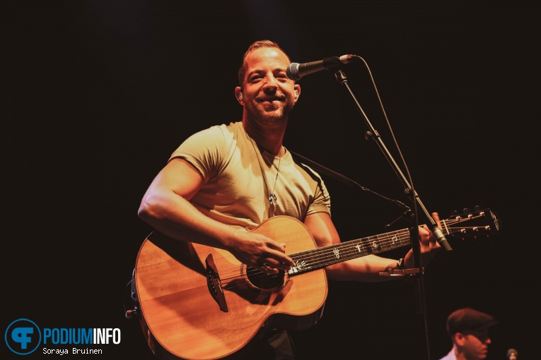 James Morrison op James Morrison - 23/09 - TivoliVredenburg foto