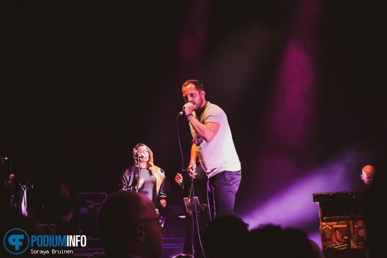 James Morrison op James Morrison - 23/09 - TivoliVredenburg foto