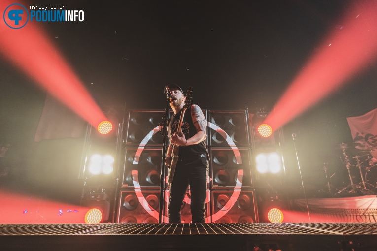 While She Sleeps op Parkway Drive - 23/09 - AFAS Live foto