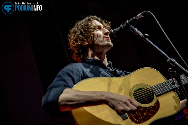 Dean Lewis op Dean Lewis - Sad Boi Winter Summer Tour 2022 - 13/10 - Paradiso foto