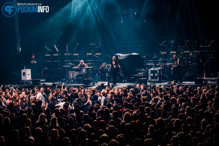 Cassyette op Sum 41 - 18/10 - 013 foto