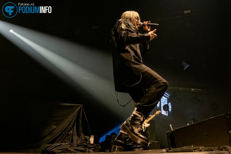 44Phantom op Machine Gun Kelly - 12/10 - AFAS Live foto