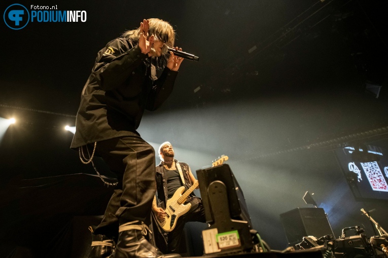 44Phantom op Machine Gun Kelly - 12/10 - AFAS Live foto