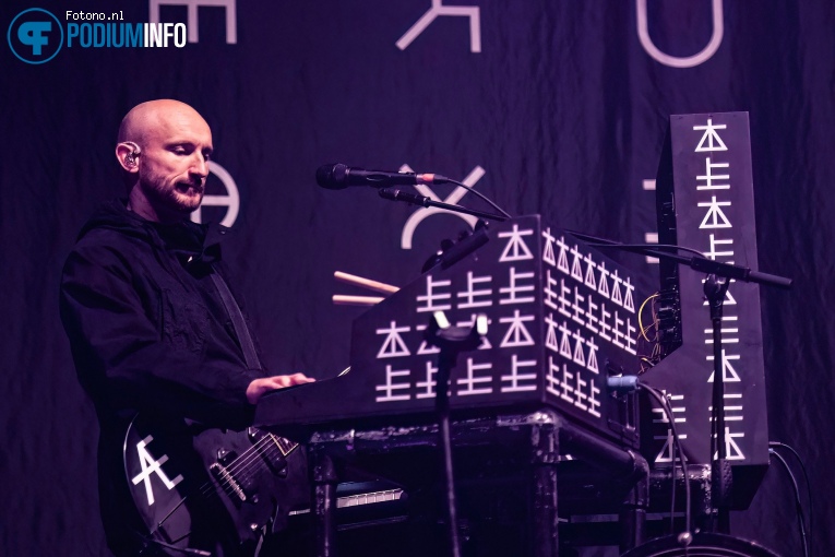 Kasabian op Kasabian - 13/10 - AFAS Live foto