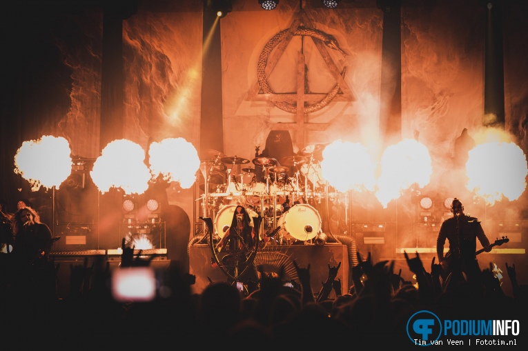 Behemoth op Arch Enemy / Behemoth - 22/10 - Mainstage foto