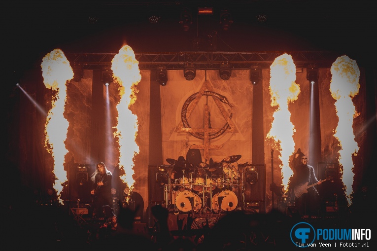 Behemoth op Arch Enemy / Behemoth - 22/10 - Mainstage foto