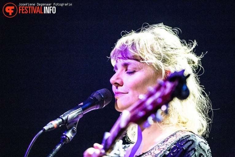 Sophie Janna op Ramblin' Roots 2022 foto