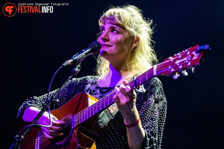 Sophie Janna op Ramblin' Roots 2022 foto