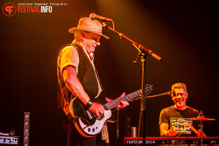 Jeffrey Halford & The Healers op Ramblin' Roots 2022 foto