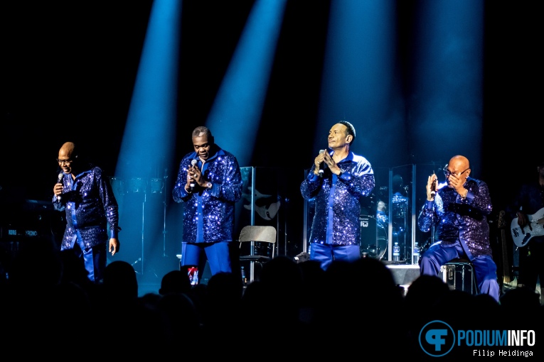 Four Tops op Four Tops / The Temptations - 24/10 - TivoliVredenburg foto