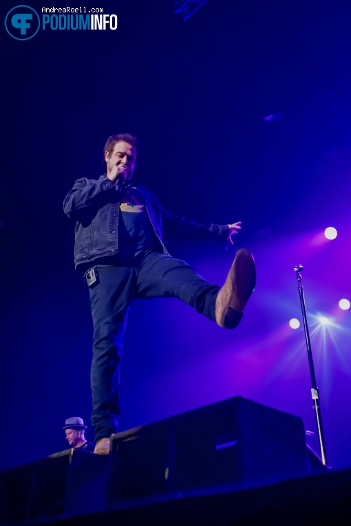 Counting Crows op Counting Crows - 24/10 - AFAS Live foto