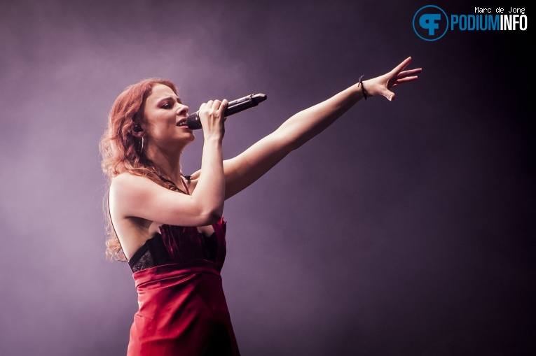 Beyond The Black op Amaranthe / Beyond The Black - 06/11 - TivoliVredenburg foto