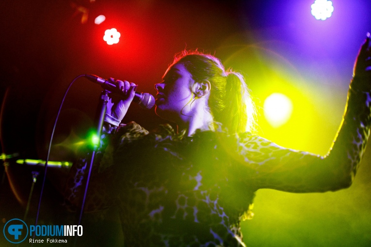 Linde Schöne op Linde Schöne - 06/11 - Bitterzoet foto