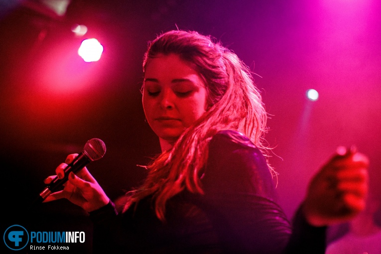 Linde Schöne op Linde Schöne - 06/11 - Bitterzoet foto