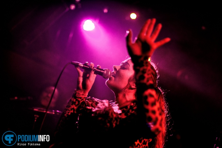 Linde Schöne op Linde Schöne - 06/11 - Bitterzoet foto