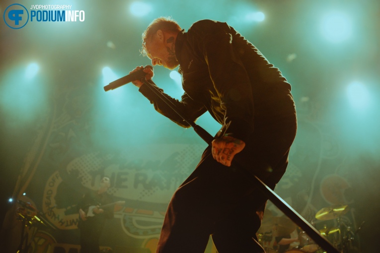 Frank Carter & The Rattlesnakes op Frank Carter & The Rattlesnakes - 09/11 - TivoliVredenburg foto
