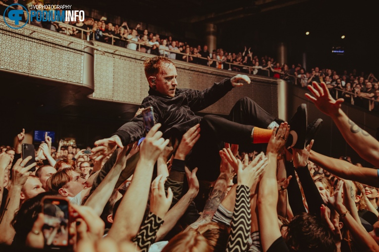Frank Carter & The Rattlesnakes op Frank Carter & The Rattlesnakes - 09/11 - TivoliVredenburg foto