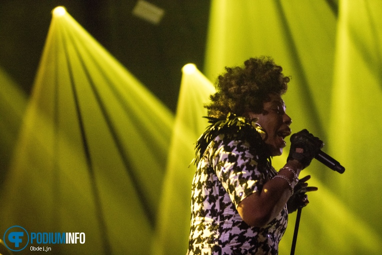 Macy Gray op Macy Gray - 06/11 - Oosterpoort foto