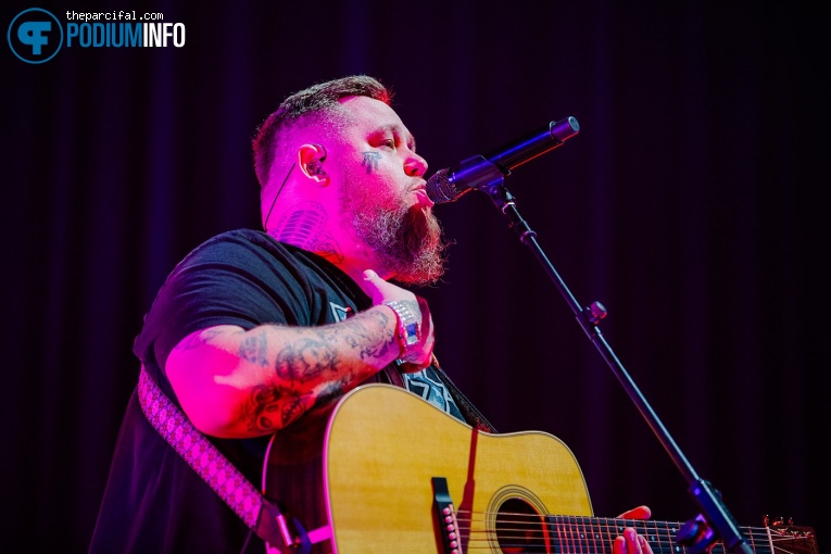 Rag'n'Bone Man op Rag'n'Bone Man - 10/11 - AFAS Live foto