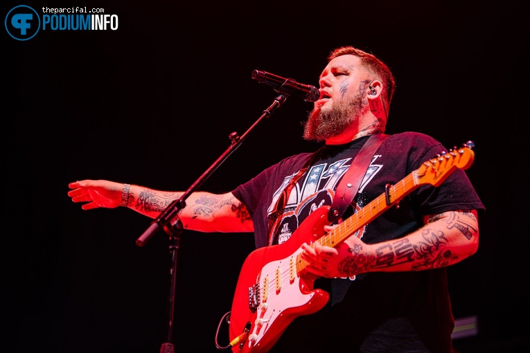 Rag'n'Bone Man op Rag'n'Bone Man - 10/11 - AFAS Live foto